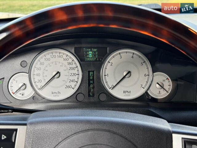 Чорний Крайслер 300C, об'ємом двигуна 2.74 л та пробігом 235 тис. км за 9750 $, фото 9 на Automoto.ua