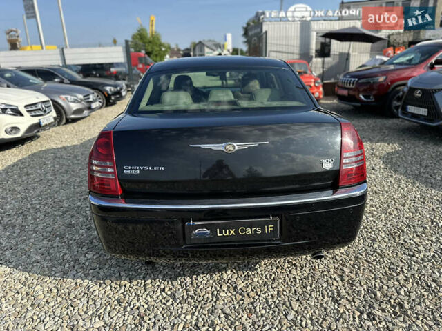 Чорний Крайслер 300C, об'ємом двигуна 2.99 л та пробігом 310 тис. км за 8700 $, фото 10 на Automoto.ua