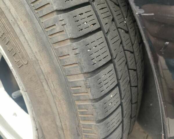 Черный Крайслер 300C, объемом двигателя 3.5 л и пробегом 271 тыс. км за 8990 $, фото 15 на Automoto.ua