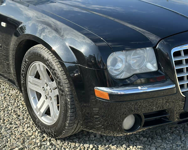 Чорний Крайслер 300C, об'ємом двигуна 2.99 л та пробігом 310 тис. км за 8700 $, фото 29 на Automoto.ua