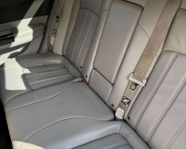 Черный Крайслер 300C, объемом двигателя 2.7 л и пробегом 138 тыс. км за 8800 $, фото 6 на Automoto.ua