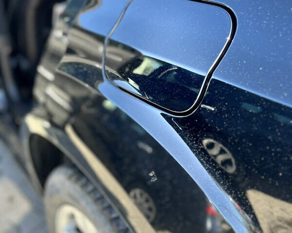 Черный Крайслер 300C, объемом двигателя 3 л и пробегом 170 тыс. км за 12900 $, фото 10 на Automoto.ua