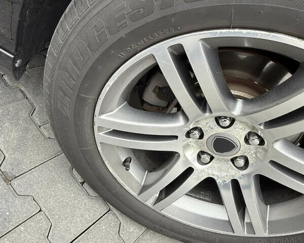 Черный Крайслер 300C, объемом двигателя 3 л и пробегом 280 тыс. км за 13000 $, фото 6 на Automoto.ua