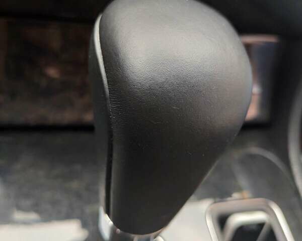 Черный Крайслер 300C, объемом двигателя 3 л и пробегом 259 тыс. км за 13000 $, фото 22 на Automoto.ua