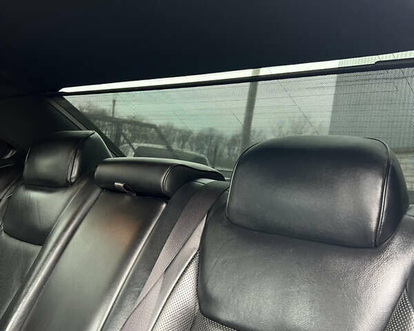 Черный Крайслер 300C, объемом двигателя 2.99 л и пробегом 260 тыс. км за 10800 $, фото 9 на Automoto.ua