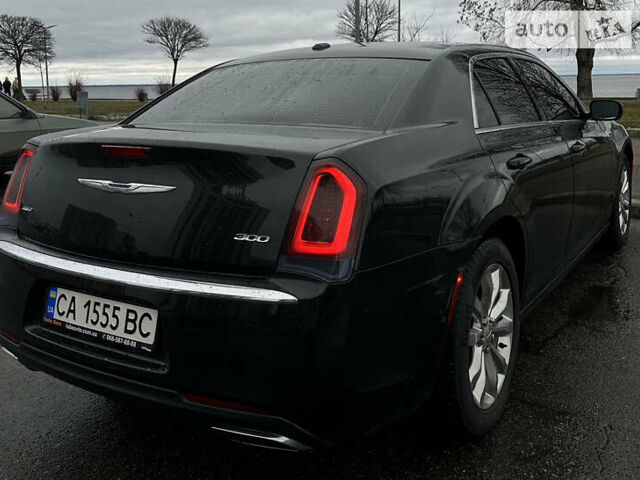 Чорний Крайслер 300C, об'ємом двигуна 3.6 л та пробігом 125 тис. км за 13300 $, фото 7 на Automoto.ua