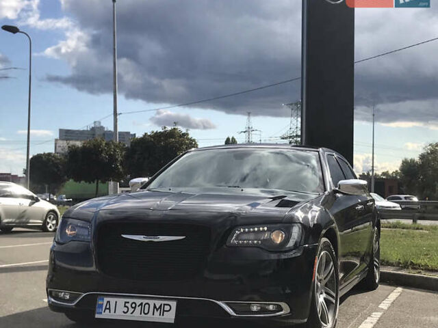Чорний Крайслер 300C, об'ємом двигуна 3.6 л та пробігом 146 тис. км за 16500 $, фото 1 на Automoto.ua