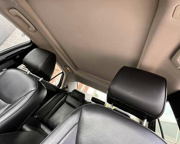 Черный Крайслер 300C, объемом двигателя 3.6 л и пробегом 175 тыс. км за 14900 $, фото 25 на Automoto.ua
