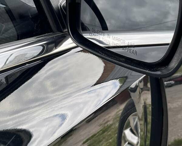 Черный Крайслер 300C, объемом двигателя 3.6 л и пробегом 175 тыс. км за 14900 $, фото 10 на Automoto.ua