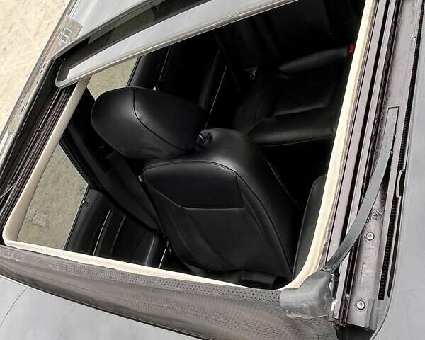 Черный Крайслер 300C, объемом двигателя 3.6 л и пробегом 175 тыс. км за 14900 $, фото 24 на Automoto.ua