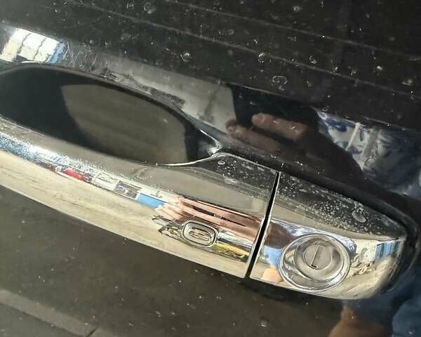 Черный Крайслер 300C, объемом двигателя 3.6 л и пробегом 175 тыс. км за 14900 $, фото 7 на Automoto.ua