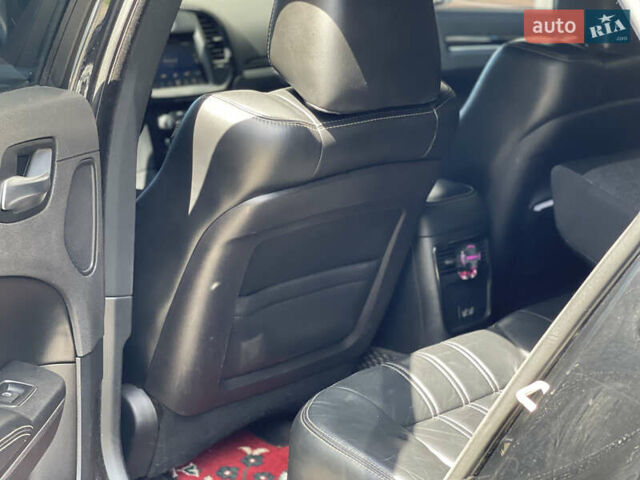 Чорний Крайслер 300C, об'ємом двигуна 3.61 л та пробігом 161 тис. км за 18999 $, фото 35 на Automoto.ua