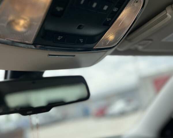 Черный Крайслер 300C, объемом двигателя 3.6 л и пробегом 175 тыс. км за 14900 $, фото 18 на Automoto.ua
