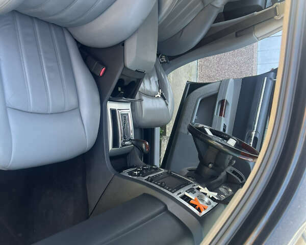 Черный Крайслер 300C, объемом двигателя 3 л и пробегом 300 тыс. км за 7999 $, фото 11 на Automoto.ua