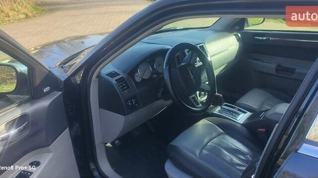 Крайслер 300C 2007 у Хмельницькому на Automoto.ua Чорний Крайслер 300C, об'ємом двигуна 3 л та пробігом 280 тис. км за 10800 $, фото 6 на Automoto.ua