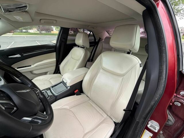 Червоний Крайслер 300C, об'ємом двигуна 3.6 л та пробігом 125 тис. км за 5500 $, фото 8 на Automoto.ua