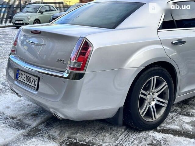 Крайслер 300C, объемом двигателя 3 л и пробегом 205 тыс. км за 14490 $, фото 5 на Automoto.ua