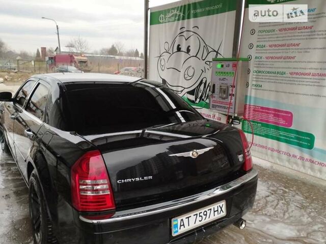 Крайслер 300C, об'ємом двигуна 2.74 л та пробігом 230 тис. км за 8700 $, фото 1 на Automoto.ua