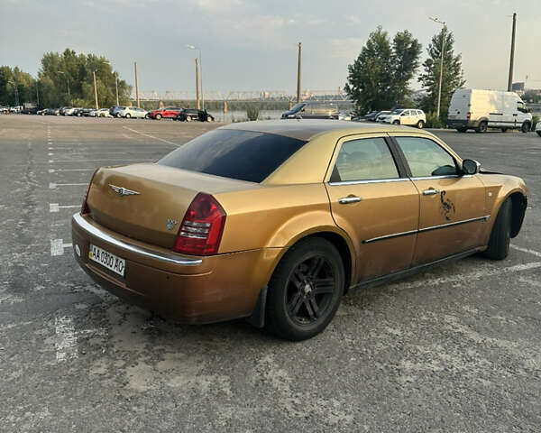 Крайслер 300C, объемом двигателя 2.7 л и пробегом 209 тыс. км за 4299 $, фото 6 на Automoto.ua