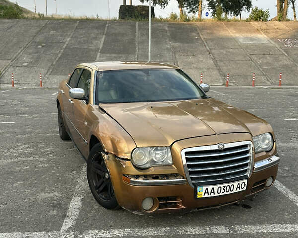 Крайслер 300C, объемом двигателя 2.7 л и пробегом 209 тыс. км за 4299 $, фото 2 на Automoto.ua