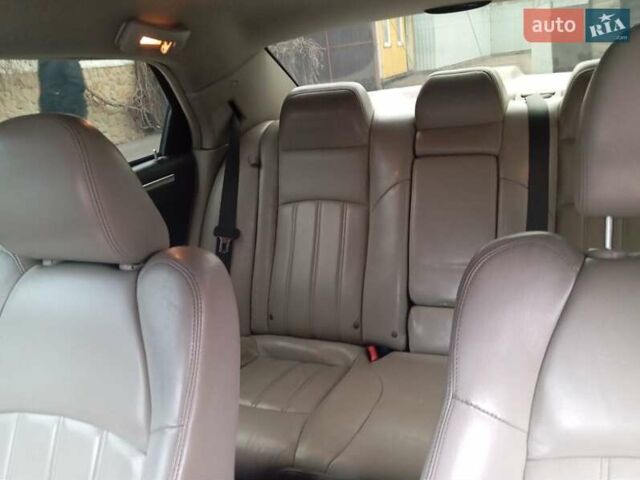 Крайслер 300C, объемом двигателя 3 л и пробегом 339 тыс. км за 7900 $, фото 11 на Automoto.ua