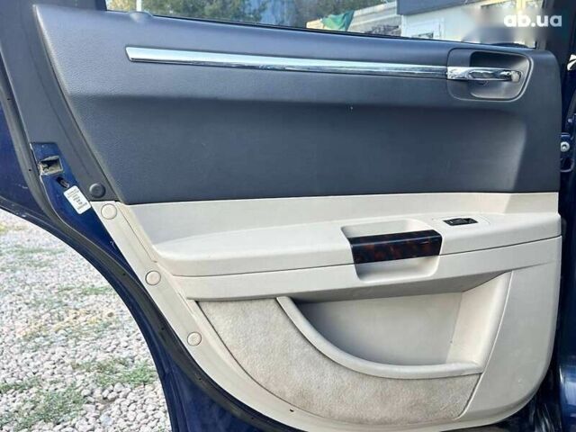 Крайслер 300C, об'ємом двигуна 0 л та пробігом 220 тис. км за 7600 $, фото 24 на Automoto.ua