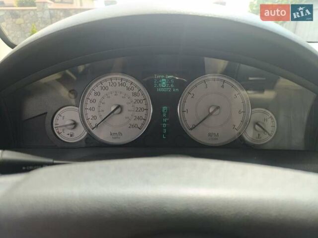 Крайслер 300C, об'ємом двигуна 2.7 л та пробігом 165 тис. км за 7000 $, фото 2 на Automoto.ua