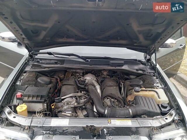 Крайслер 300C, объемом двигателя 3 л и пробегом 339 тыс. км за 8000 $, фото 25 на Automoto.ua