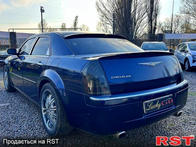 Крайслер 300C, об'ємом двигуна 27 л та пробігом 206 тис. км за 7700 $, фото 7 на Automoto.ua