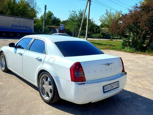 Крайслер 300C, объемом двигателя 2.7 л и пробегом 1 тыс. км за 6850 $, фото 8 на Automoto.ua