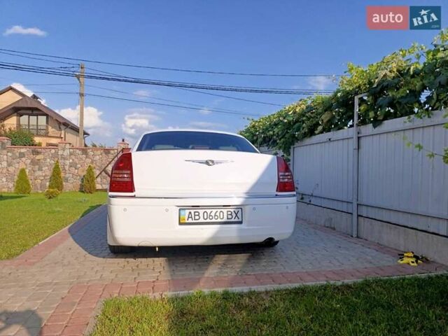 Крайслер 300C, об'ємом двигуна 2.7 л та пробігом 165 тис. км за 7000 $, фото 1 на Automoto.ua