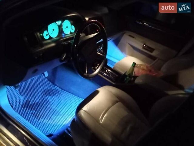 Крайслер 300C, объемом двигателя 3 л и пробегом 339 тыс. км за 8000 $, фото 31 на Automoto.ua