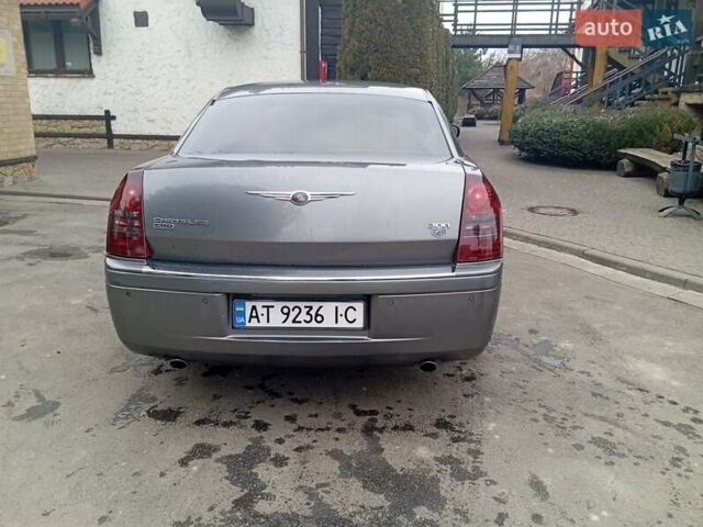 Крайслер 300C, объемом двигателя 3 л и пробегом 339 тыс. км за 8000 $, фото 4 на Automoto.ua