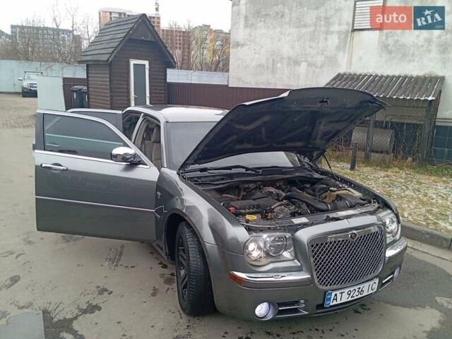Крайслер 300C, объемом двигателя 3 л и пробегом 339 тыс. км за 8000 $, фото 20 на Automoto.ua
