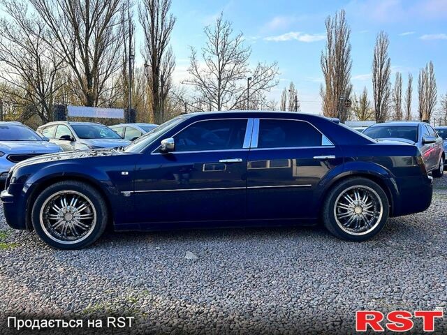 Крайслер 300C, об'ємом двигуна 27 л та пробігом 206 тис. км за 7700 $, фото 6 на Automoto.ua