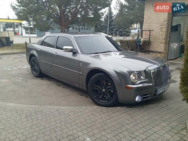 Крайслер 300C, объемом двигателя 3 л и пробегом 339 тыс. км за 8000 $, фото 8 на Automoto.ua