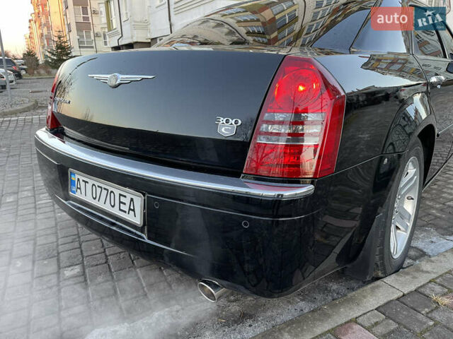 Крайслер 300C, объемом двигателя 2.7 л и пробегом 165 тыс. км за 9700 $, фото 8 на Automoto.ua
