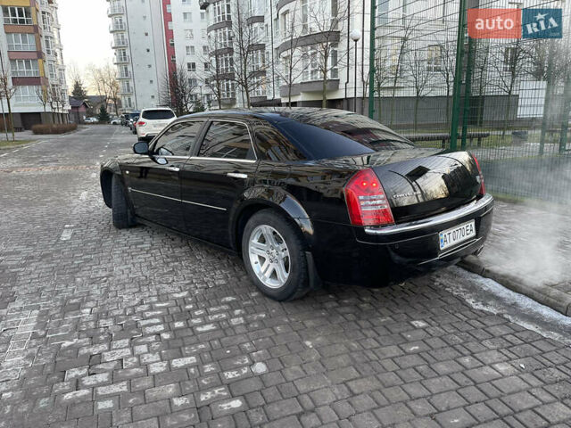 Крайслер 300C, объемом двигателя 2.7 л и пробегом 165 тыс. км за 9700 $, фото 6 на Automoto.ua