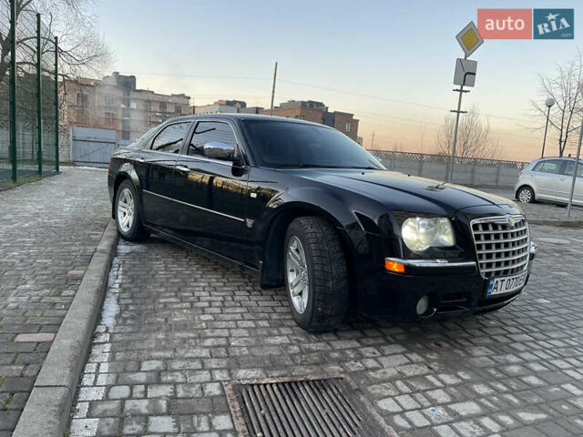 Крайслер 300C, объемом двигателя 2.7 л и пробегом 165 тыс. км за 9700 $, фото 11 на Automoto.ua