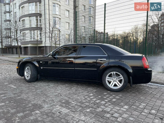 Крайслер 300C, объемом двигателя 2.7 л и пробегом 165 тыс. км за 9700 $, фото 3 на Automoto.ua