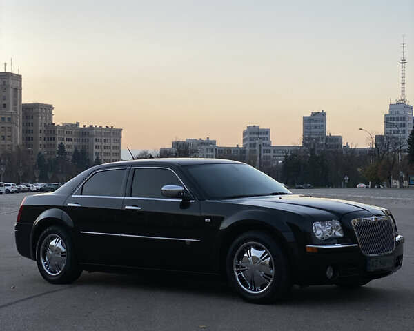 Крайслер 300C, объемом двигателя 2.7 л и пробегом 25 тыс. км за 35000 $, фото 3 на Automoto.ua