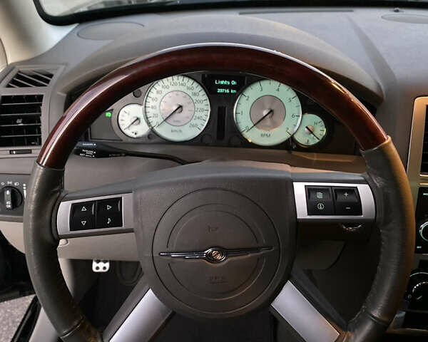Крайслер 300C, объемом двигателя 2.7 л и пробегом 25 тыс. км за 35000 $, фото 14 на Automoto.ua