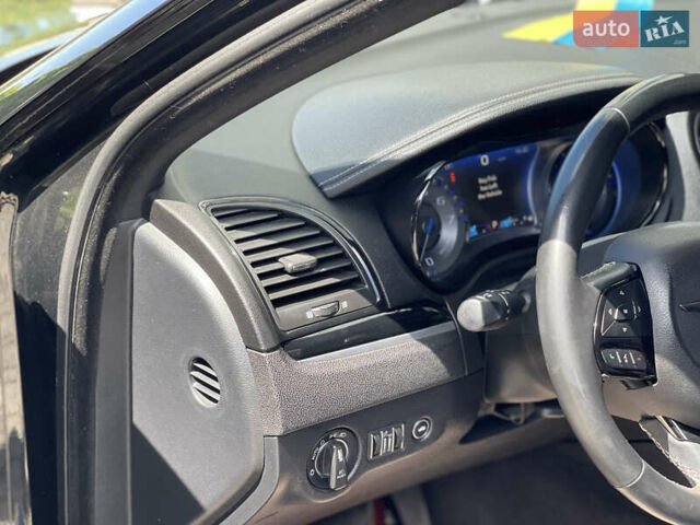 Крайслер 300C, объемом двигателя 3.61 л и пробегом 161 тыс. км за 18999 $, фото 28 на Automoto.ua