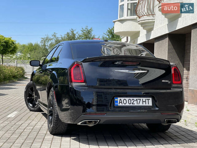 Крайслер 300C, объемом двигателя 3.61 л и пробегом 161 тыс. км за 18999 $, фото 11 на Automoto.ua
