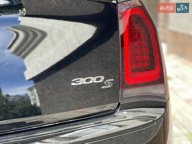 Крайслер 300C, объемом двигателя 3.61 л и пробегом 161 тыс. км за 18999 $, фото 20 на Automoto.ua