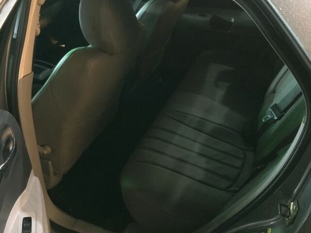 Сірий Крайслер 300C, об'ємом двигуна 2.7 л та пробігом 464 тис. км за 8500 $, фото 5 на Automoto.ua