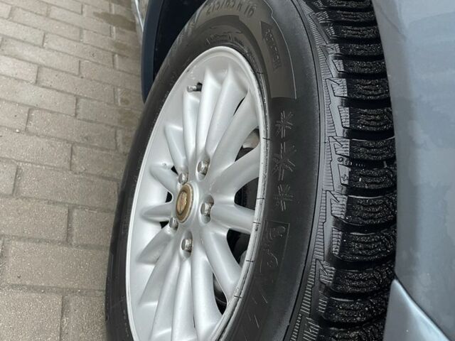 Серый Крайслер 300C, объемом двигателя 2.7 л и пробегом 111 тыс. км за 3500 $, фото 5 на Automoto.ua