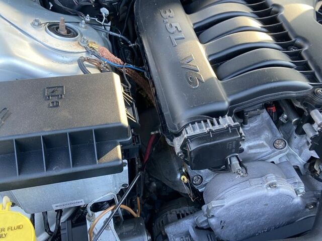 Крайслер 300C 2004 у Кременчуге на Automoto.ua Сірий Крайслер 300C, об'ємом двигуна 3.5 л та пробігом 290 тис. км за 9500 $, фото 19 на Automoto.ua