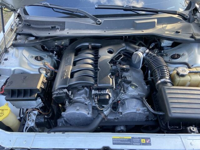 Крайслер 300C 2004 у Кременчуге на Automoto.ua Сірий Крайслер 300C, об'ємом двигуна 3.5 л та пробігом 290 тис. км за 9500 $, фото 21 на Automoto.ua