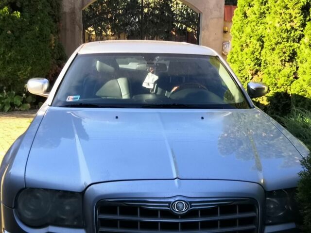 Сірий Крайслер 300C, об'ємом двигуна 3.5 л та пробігом 137 тис. км за 6647 $, фото 2 на Automoto.ua